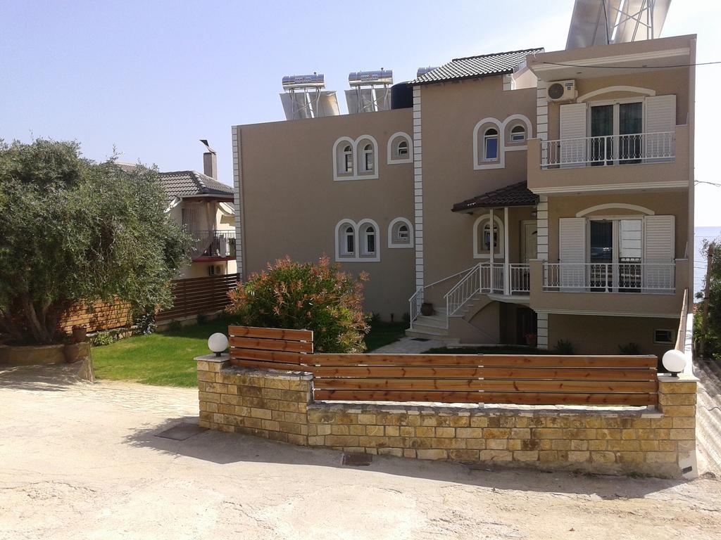 Filanthi Apartments Paralia Vrachou Exterior foto